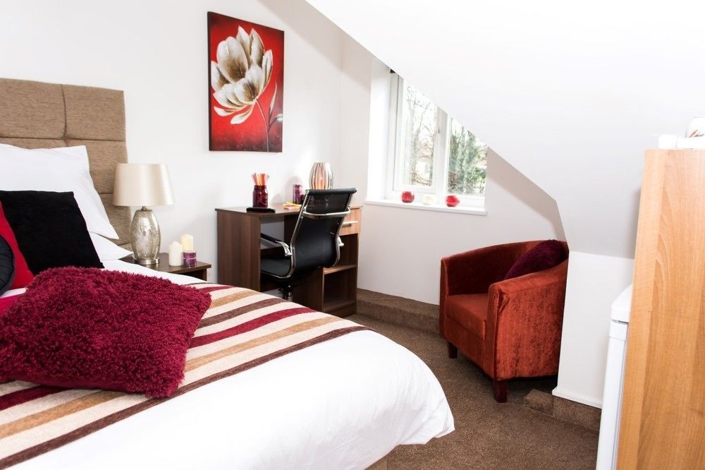 Trivelles Mayfair,Стокпорт Екстериор снимка